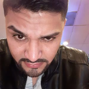 Meet your Posher, Ernesto